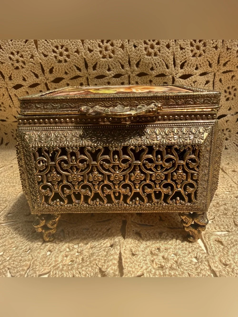 VTG Matson Style Gold Filigree Jewelry Box Casket Porcelain Rose Velvet Lined 4